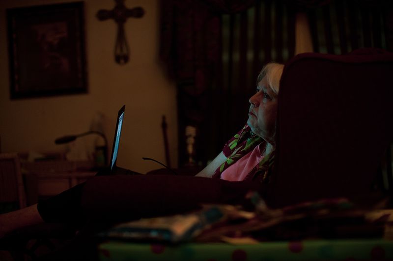 © Kat Alyst - Image from the mom. photography project