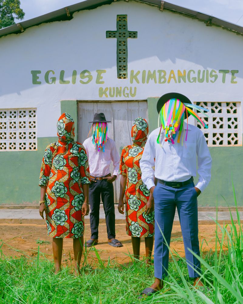 © Kriss Munsya - Image from the Genetic Bomb photography project