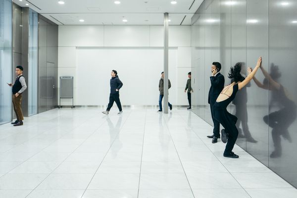 © Yulia Sko - Image from the Dancing in the office photography project