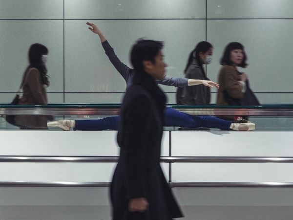 © Yulia Sko - Image from the Dancing in the office photography project