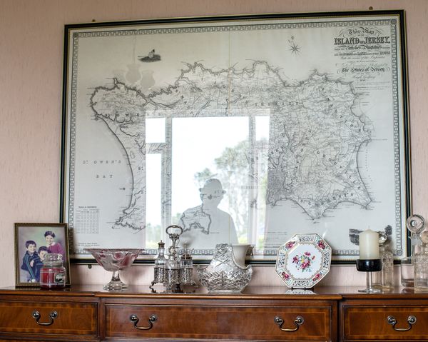 © Martin Toft - Osmond Simon in his dining room at Westways, Le Mont Rossignol, St Ouen, Jersey, Channel Islands.5 April 2014.