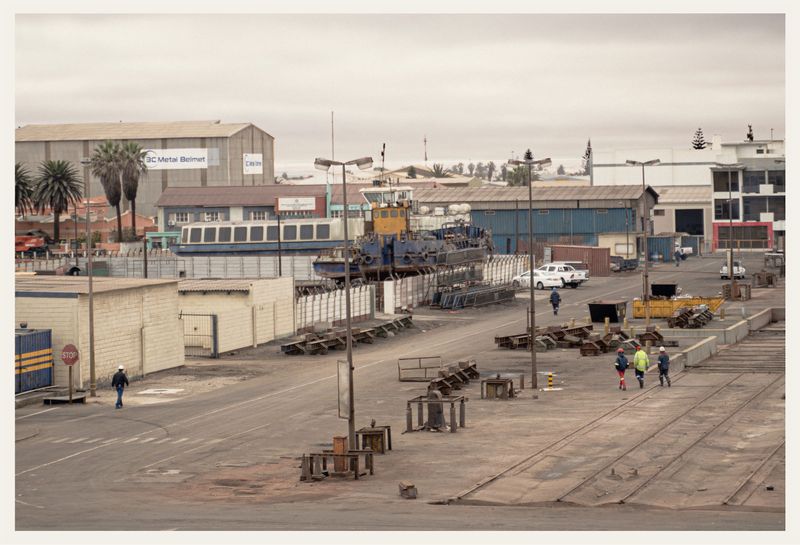 © Noam Azouz - Image from the Behind the Waterfront photography project