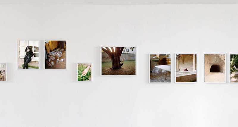 © Jade Joannès - Image from the Une étrange attraction (A Strange Attraction) photography project