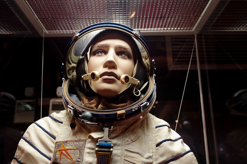 © Victoria Crayhon - Cosmonaut I, Moscow RF 2018 30 x 44 inch archival pigment print