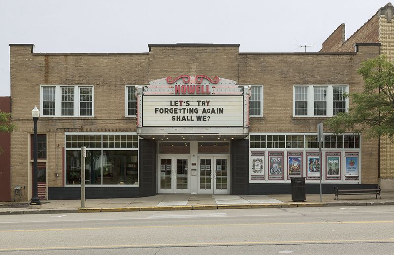 © Victoria Crayhon - Untitled Howell Michigan, USA 44 x 30 inch archival pigment print.