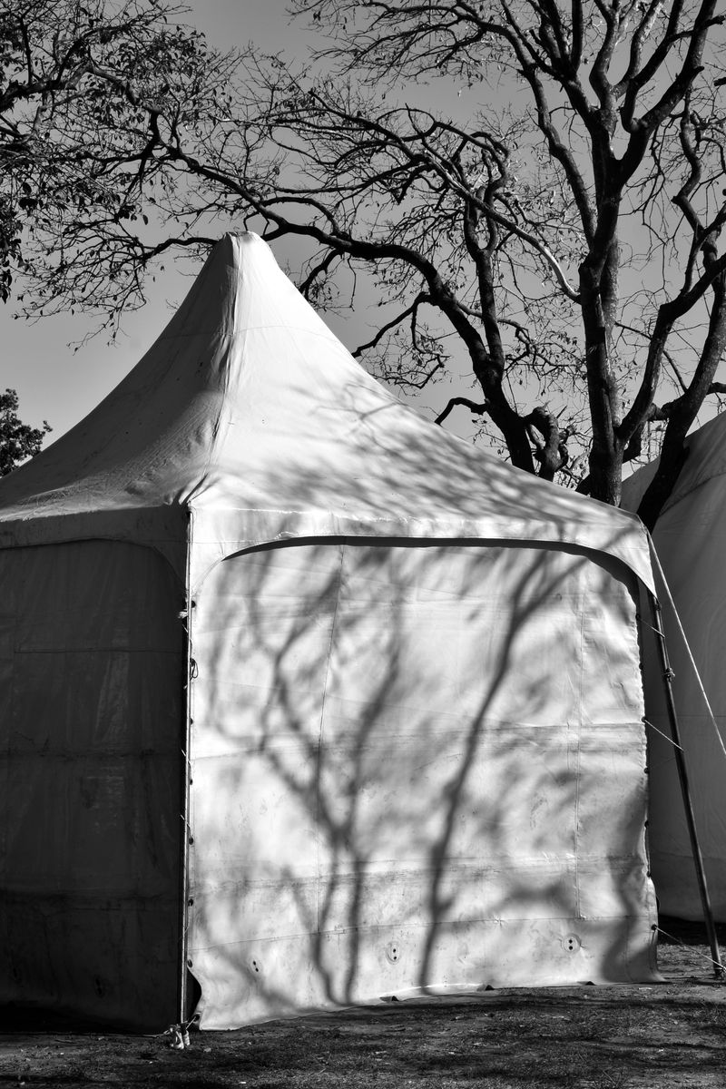© María Hechen - Image from the As if there were no other city photography project