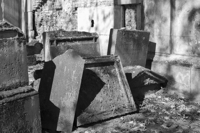 © Edyta Kopcio - Image from the Ruhestätte photography project
