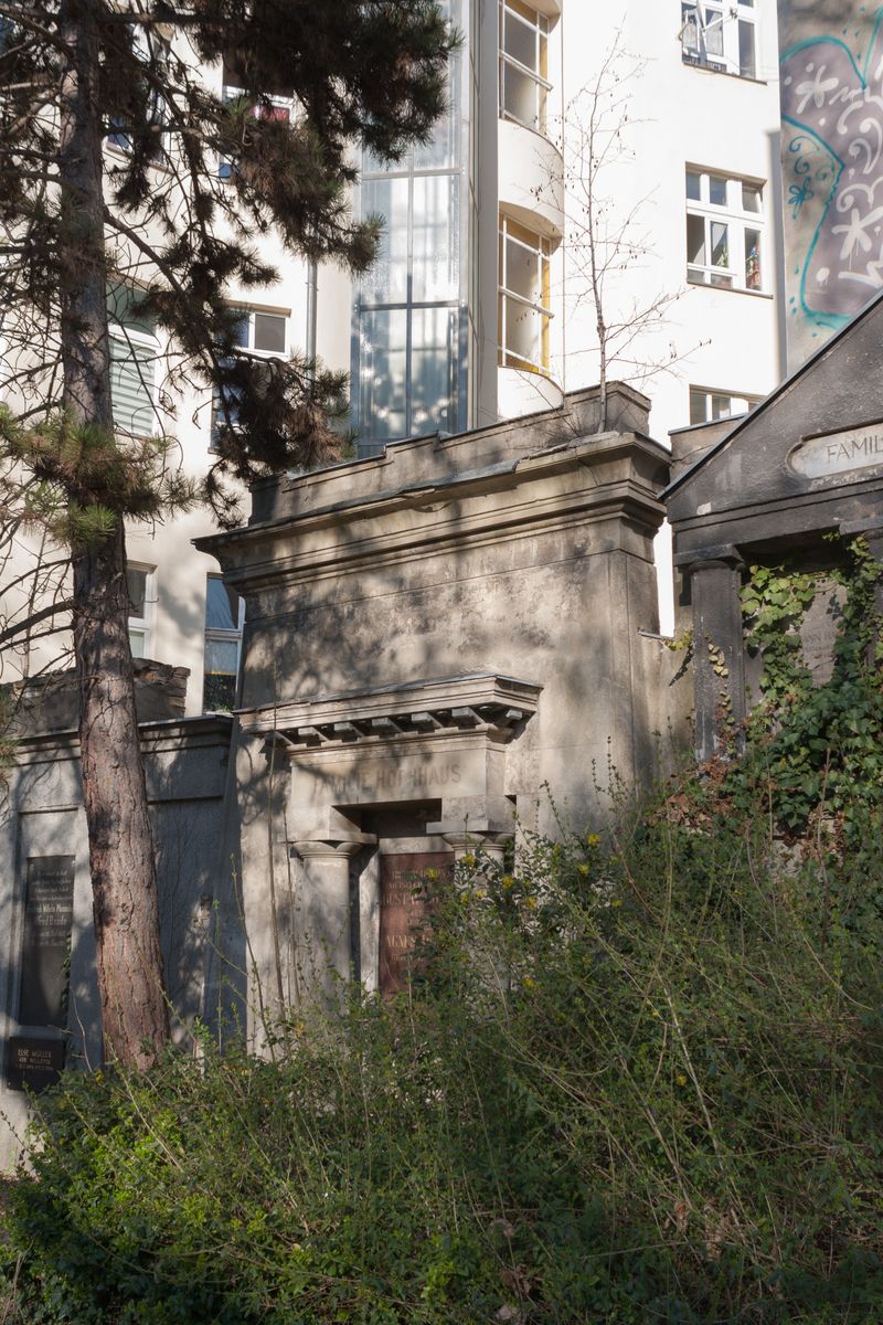© Edyta Kopcio - Image from the Ruhestätte photography project