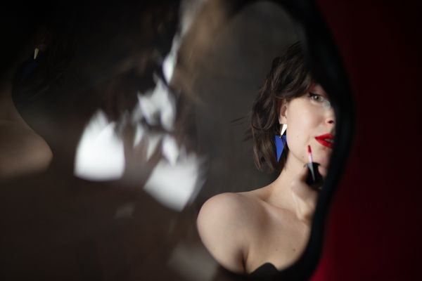 © Ksenia Shupenya - Profile in Shadow