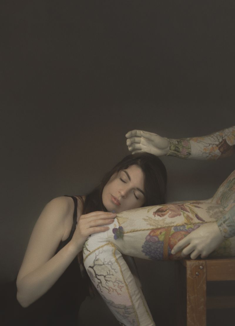 © Ksenia Shupenya - Image from the DAUGHTER. WIFE. MOTHER. photography project