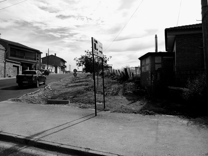 © Susanne Wehmer - Ctra. Circunvalación, Menasalbas (Toledo, Spain)
