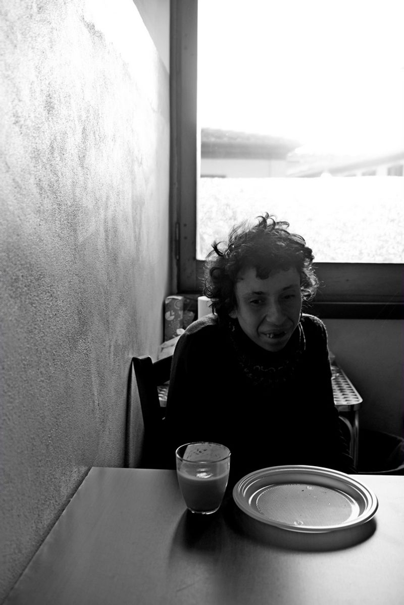 © Simone Margelli - Image from the Laura & Annalisa photography project