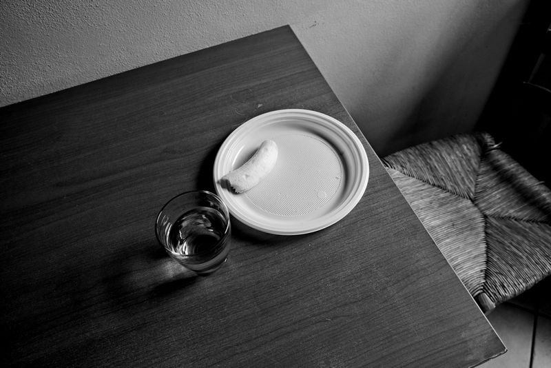 © Simone Margelli - Image from the Laura & Annalisa photography project