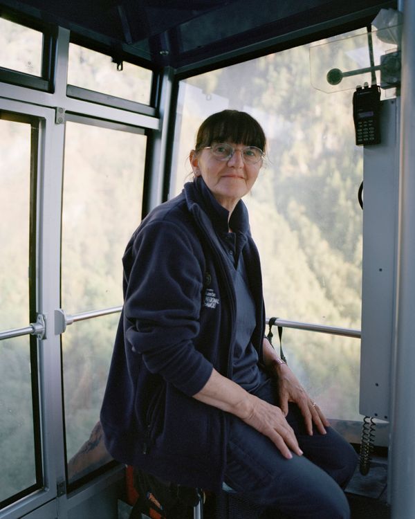 © Nola Minolfi - Angela.Born in Chamois, she is the oldest employee working at the cable-car.