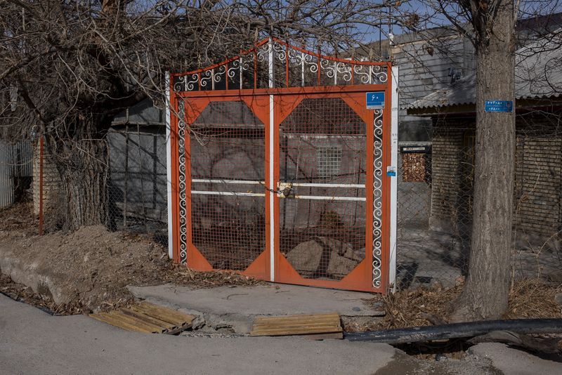 © Parisa Azadi - Image from the You Can't Go Home Again photography project