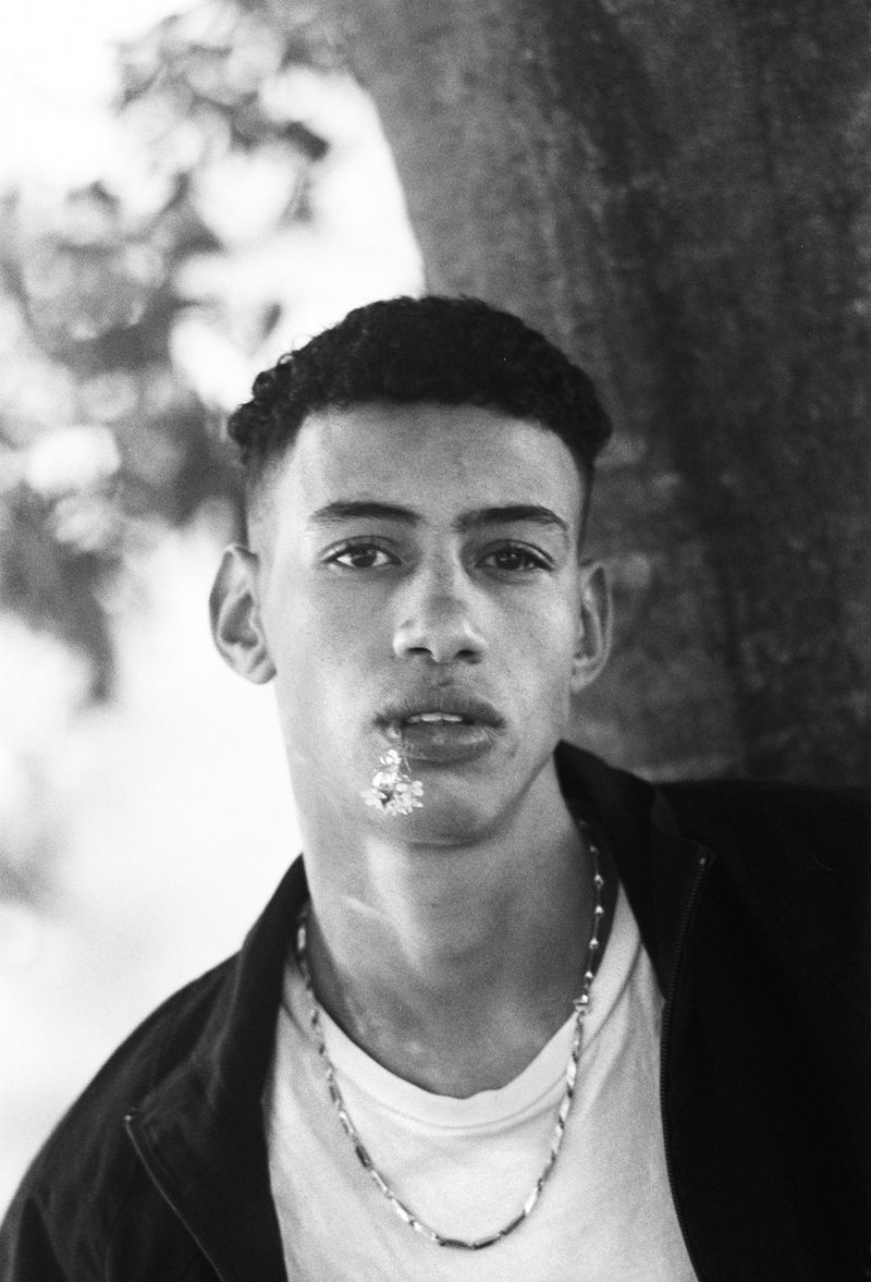 © Yasmine Hatimi - Image from the CHASING BUTTERFLIES photography project