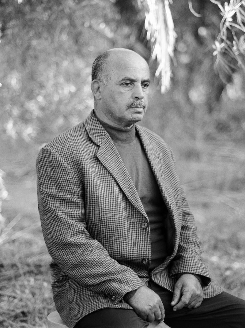 © Yasmine Hatimi - Image from the La chasse aux papillons photography project