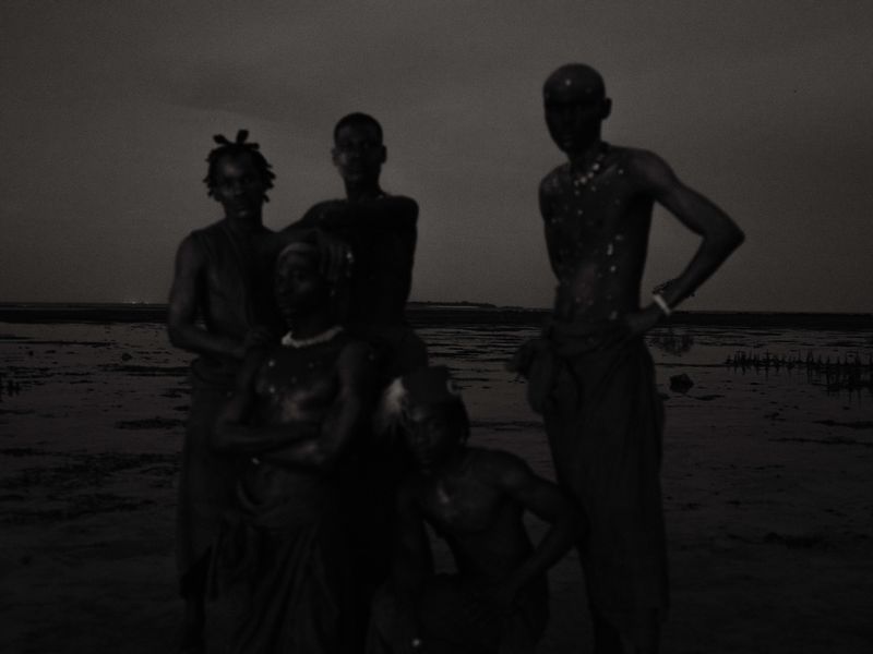 © Coosje Froentjes - Image from the WE NEVER FORGOT HOW TO FLY photography project