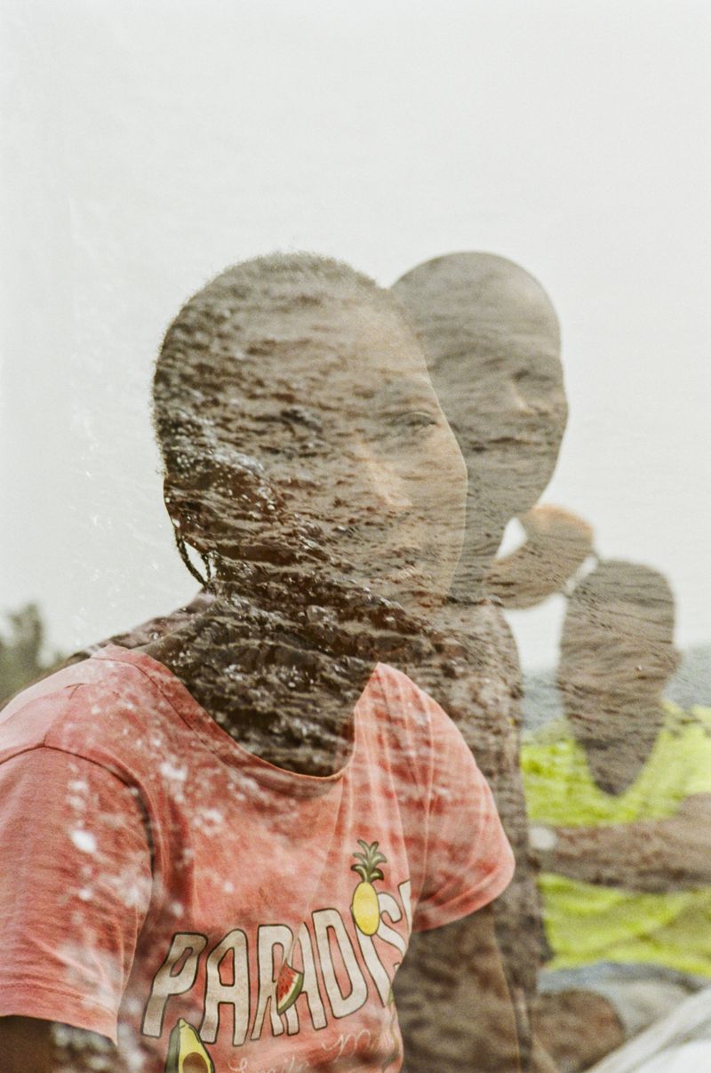 © Eleonore Menga - Image from the Mwana na Mayi (Child of the Water) photography project
