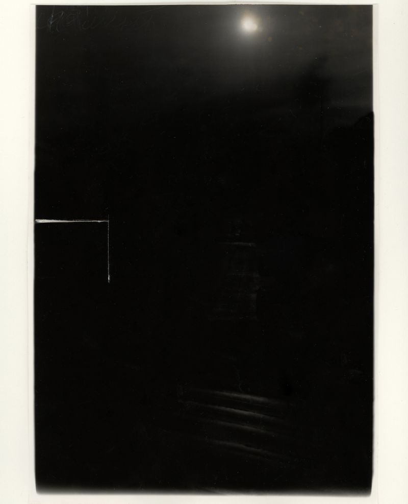 © Anna Pavliuk - Image from the The Sun fell down photography project