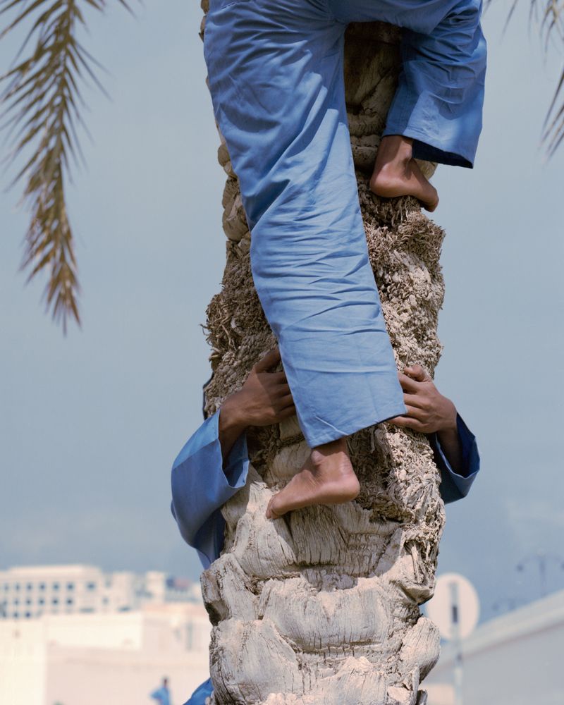 © VALENTIN JOSEPH VALETTE - Image from the Ashes of the Arabian's Pearl photography project