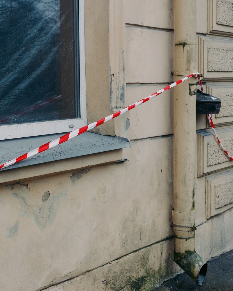 © Igor Trepeshchenok - Image from the The Thin Red And White Line photography project