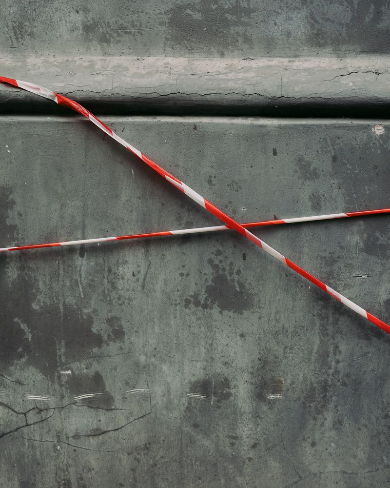 © Igor Trepeshchenok - Image from the The Thin Red And White Line photography project