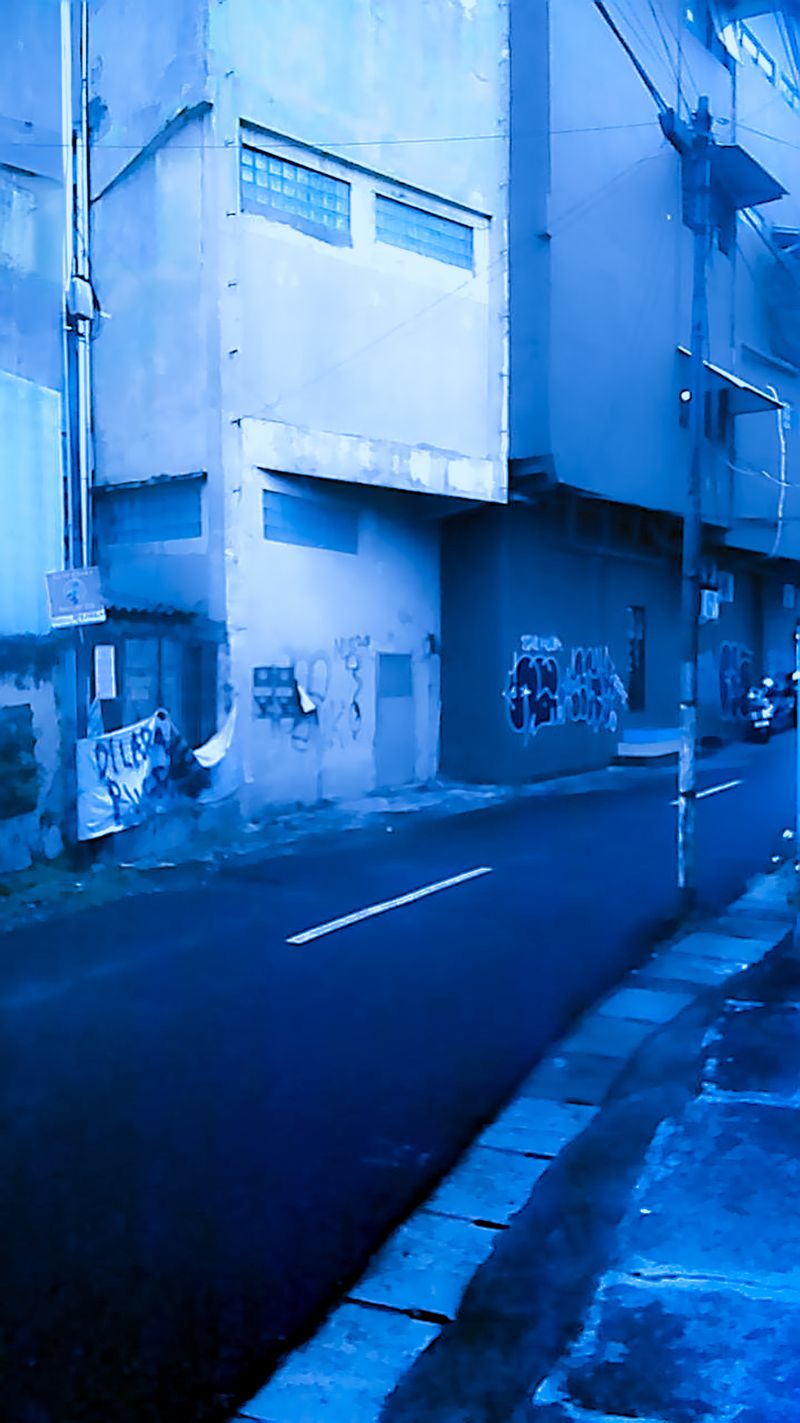 © Ramadhan Noor - Image from the Kesendirianku Membiru, Tragis. photography project