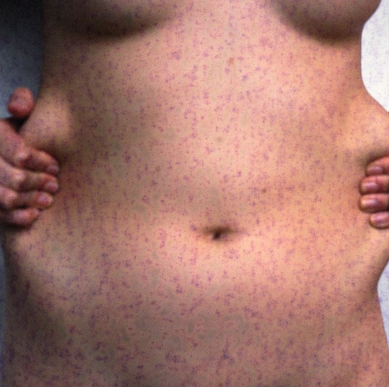 © Fiorella Del Castillo - Image from the Residuos de un contacto: Manipulación photography project