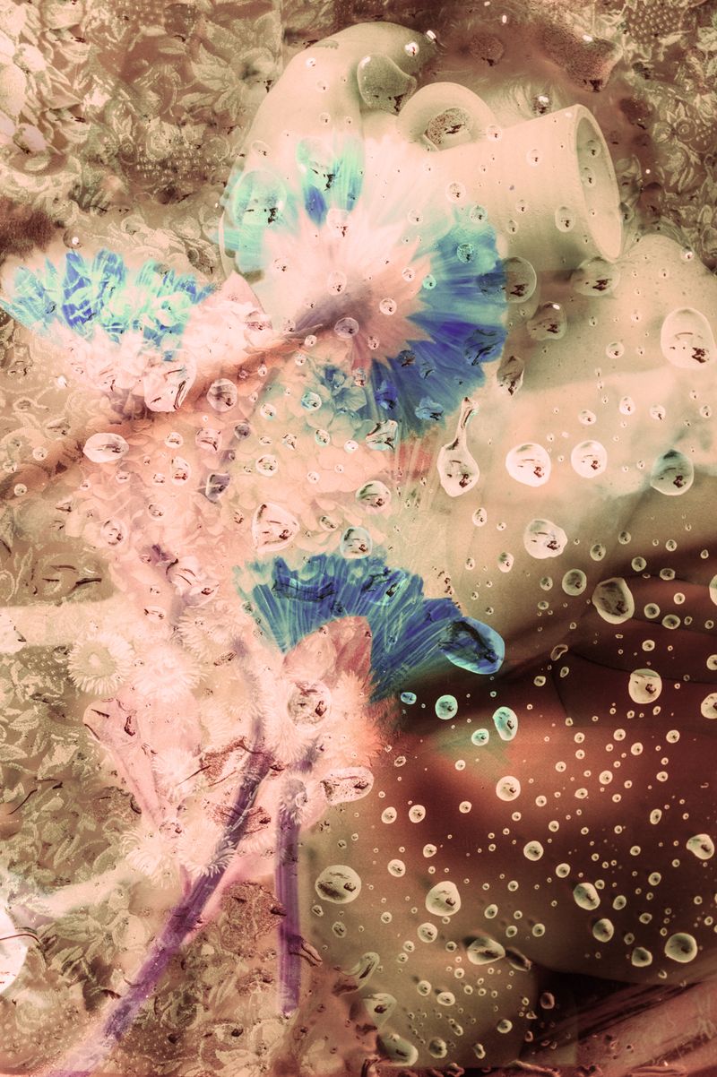 © Cecilia Sordi Campos - Image from the the motherhood that wasn't photography project