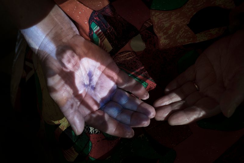 © Sergei Stroitelev - Image from the The Strongest Bond photography project