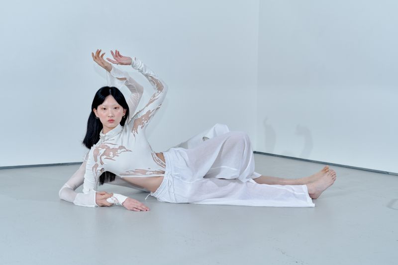 © Fifi Chen - Image from the Don’t look at me photography project