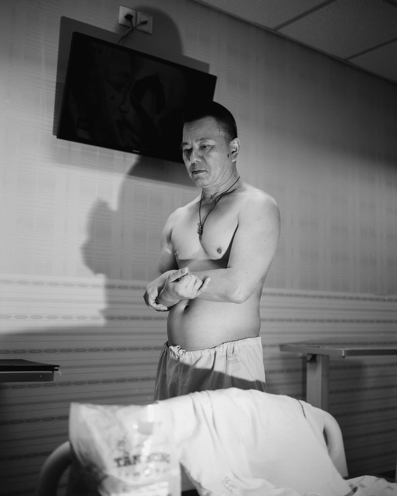 © Brian Lau - Image from the We're Just Here For The Bad Guys photography project