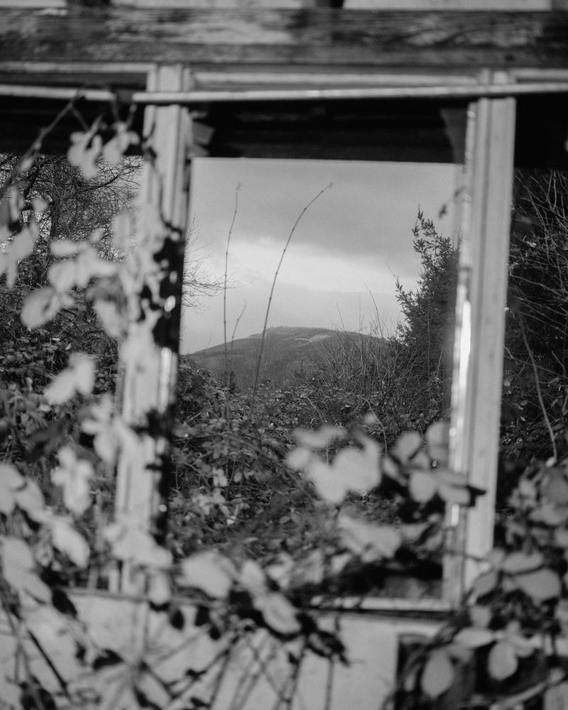 © Brian Lau - Image from the We're Just Here For The Bad Guys photography project