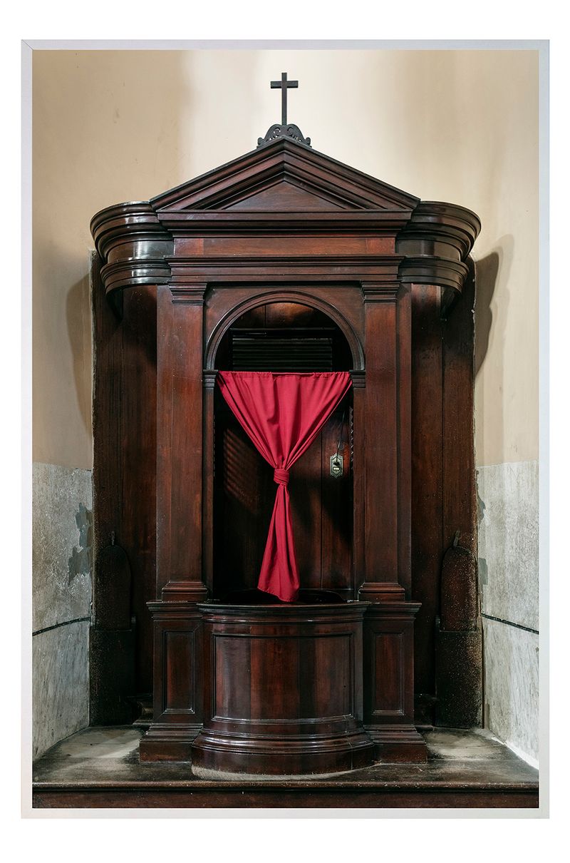 © Marilia Vieira - Image from the VIEIRA, Apt 1010 photography project