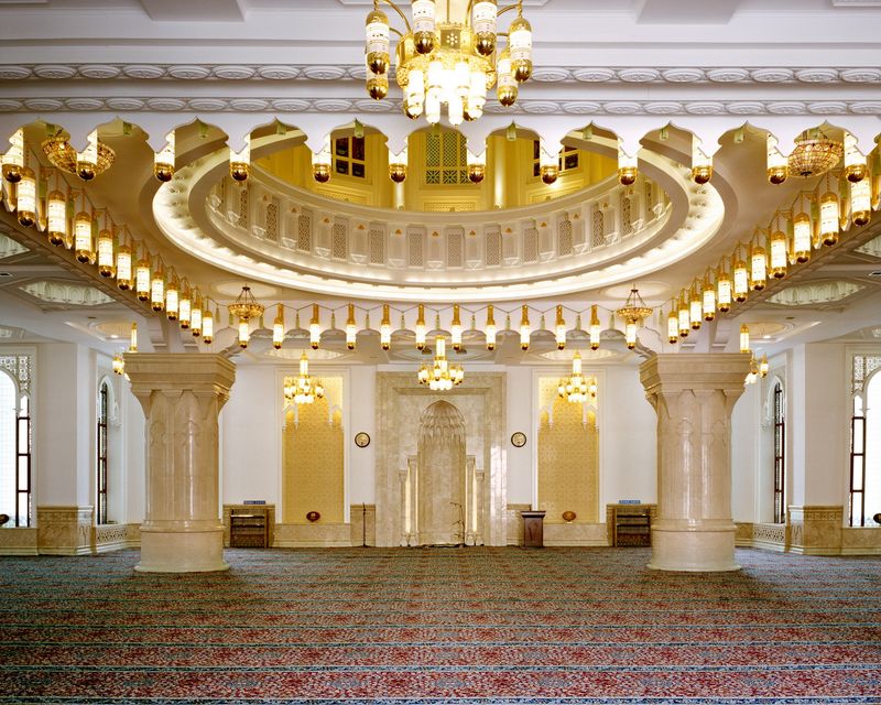 © Li Ming - Image from the Beneath the Citadels: The Visible Islamic World photography project