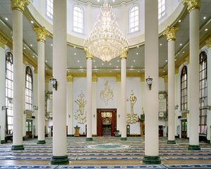 Beneath the Citadels: The Visible Islamic World