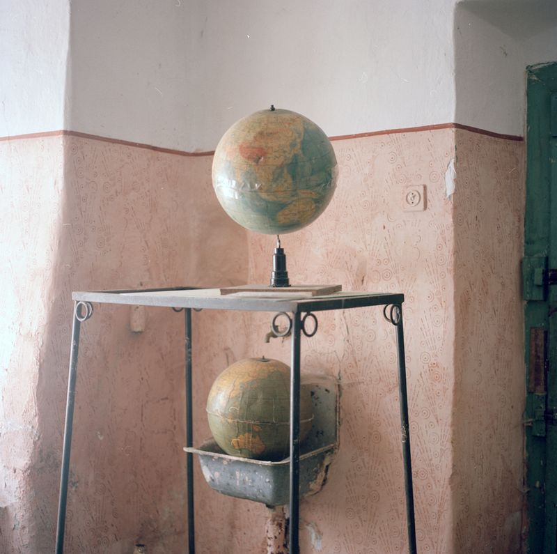 © Laura Pannack - Two worlds