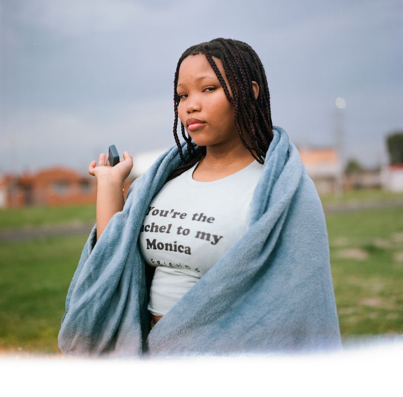 © Laura Pannack - laura pannack_- 5. The journey home from school - analog photograph 10-2023