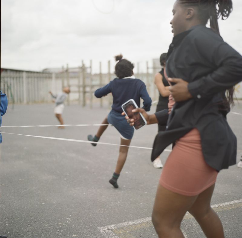 © Laura Pannack - laura pannack_- 5. The journey home from school - analog photograph 10-2023