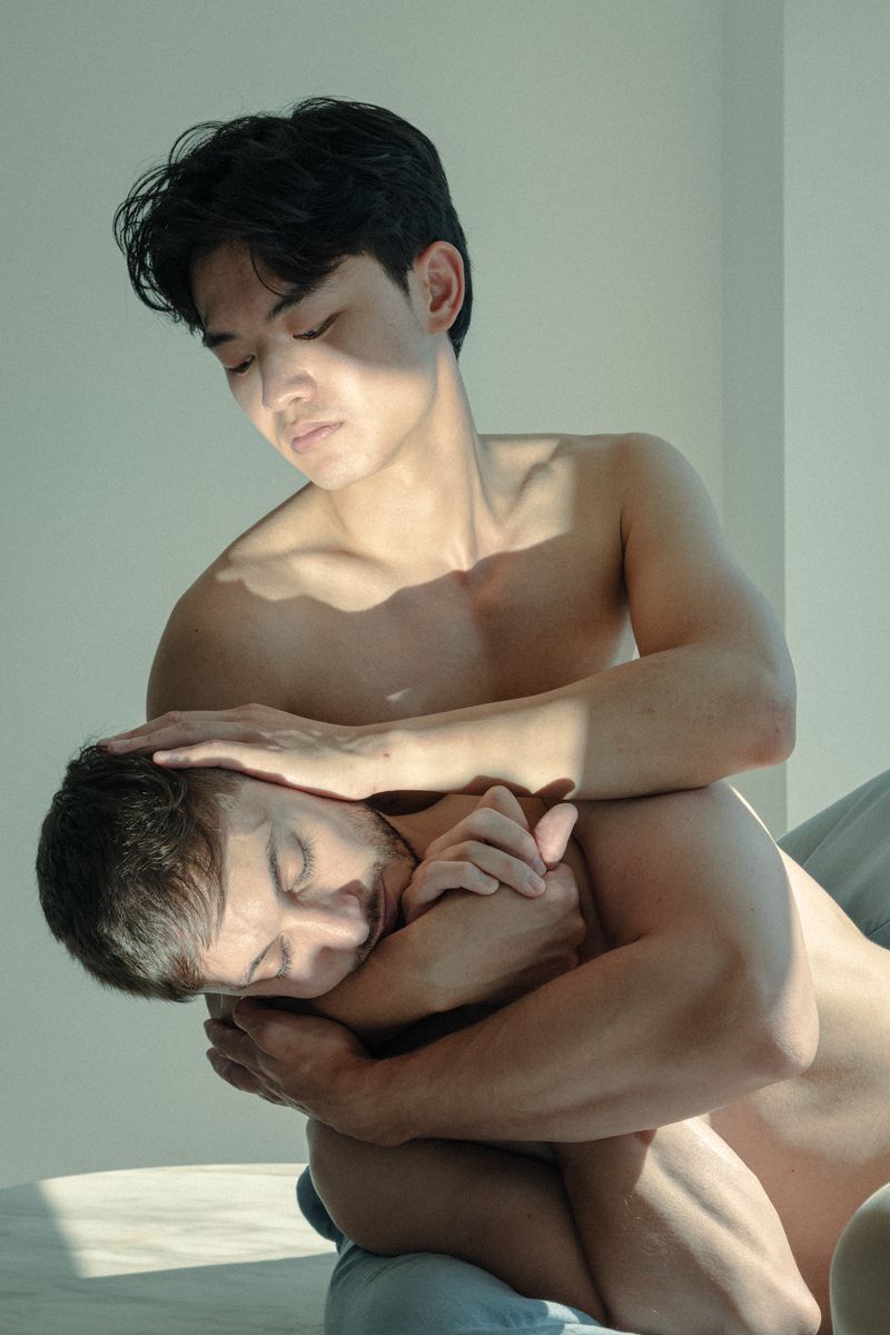 © Dasha Lazo - Image from the The Man on the 15th Floor photography project