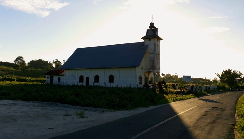 © Joseph Tasman - Image from the ᯖᯉᯬ ᯂᯎᯬᯑᯝᯉ᯲ - Tano Hagodangan photography project