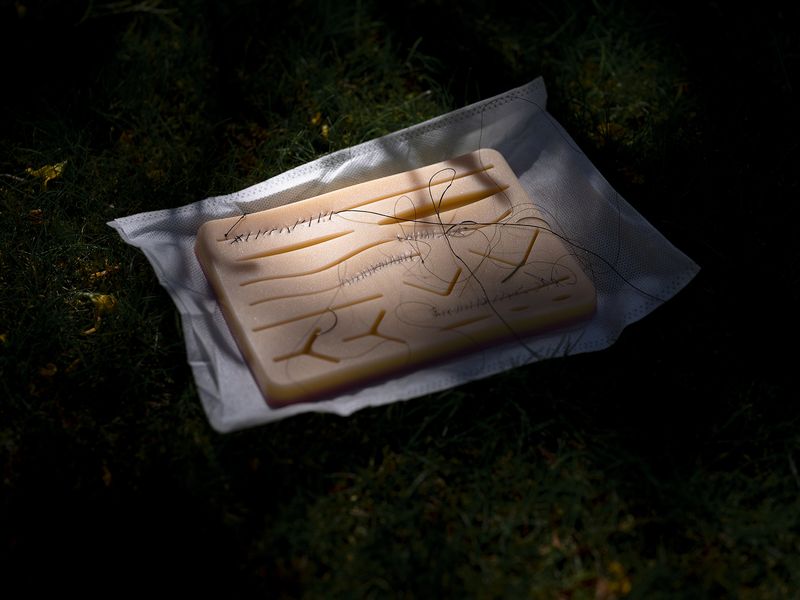 © Izabela Jurcewicz - Suture Kit