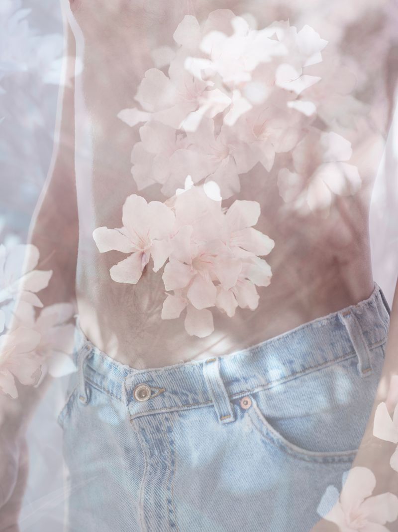 © Joseph Desler Costa - Baby Blue Jeans Flower Boy Body, Joseph Desler Costa