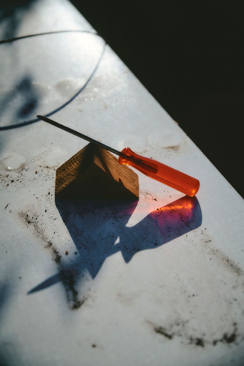 © Paulina Hildesheim - Spanner with Wood Triangle