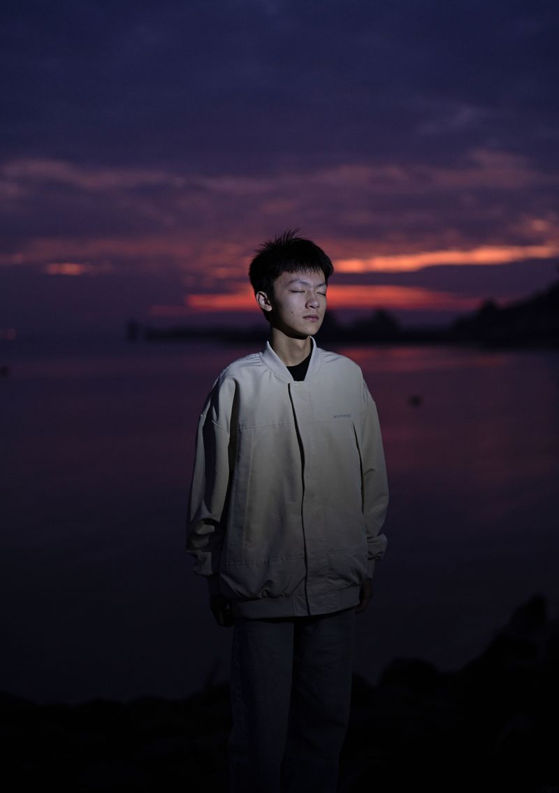 © HuaGe Shang - Image from the You Don't Know What I am Thinking photography project
