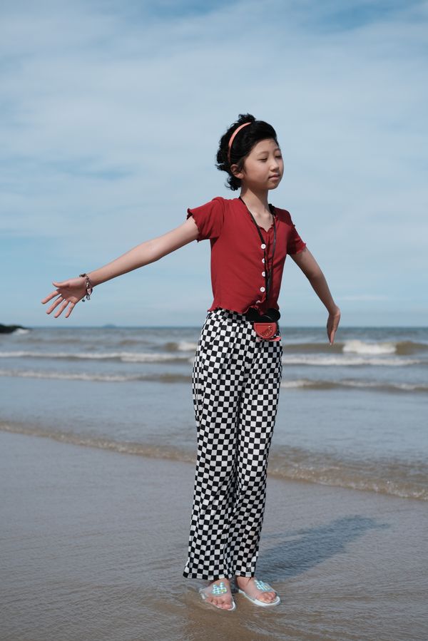 © HuaGe Shang - Image from the You Don't Know What I am Thinking photography project
