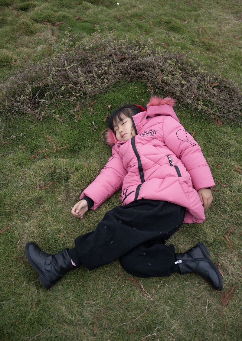 © HuaGe Shang - Image from the You Don't Know What I am Thinking photography project