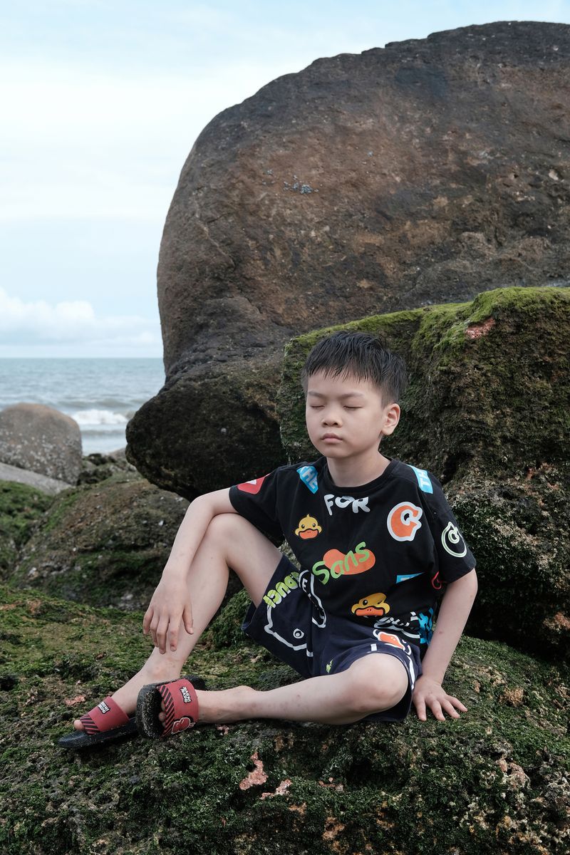 © HuaGe Shang - Image from the You Don't Know What I am Thinking photography project