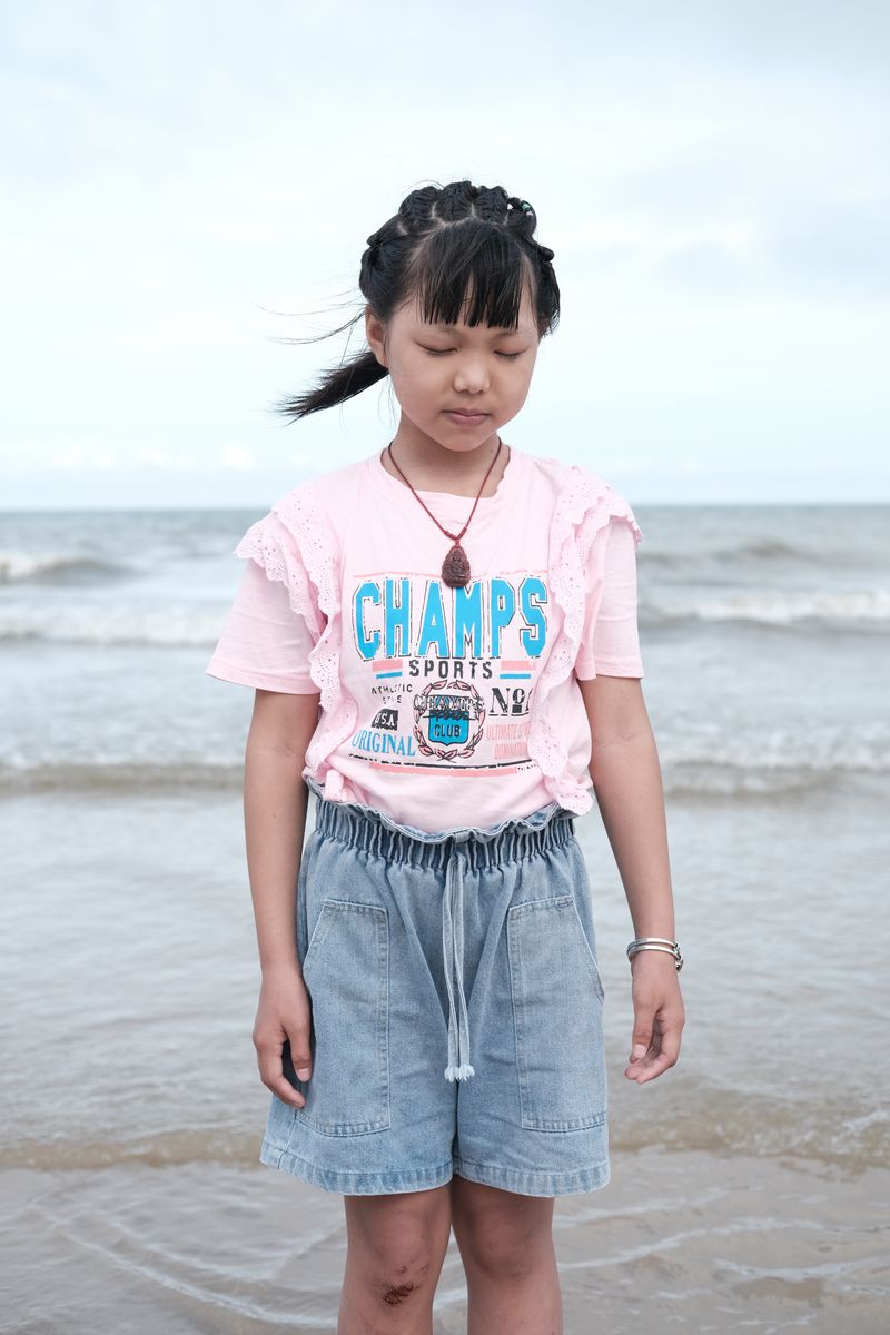 © HuaGe Shang - Image from the You Don't Know What I am Thinking photography project
